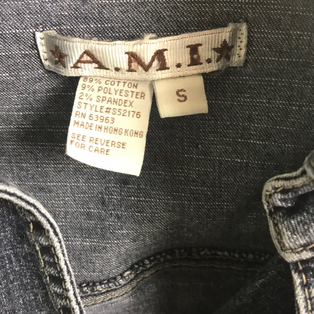 A.M.I Denim jacket shirt with tailored waist Sz S - Picture 2 of 5